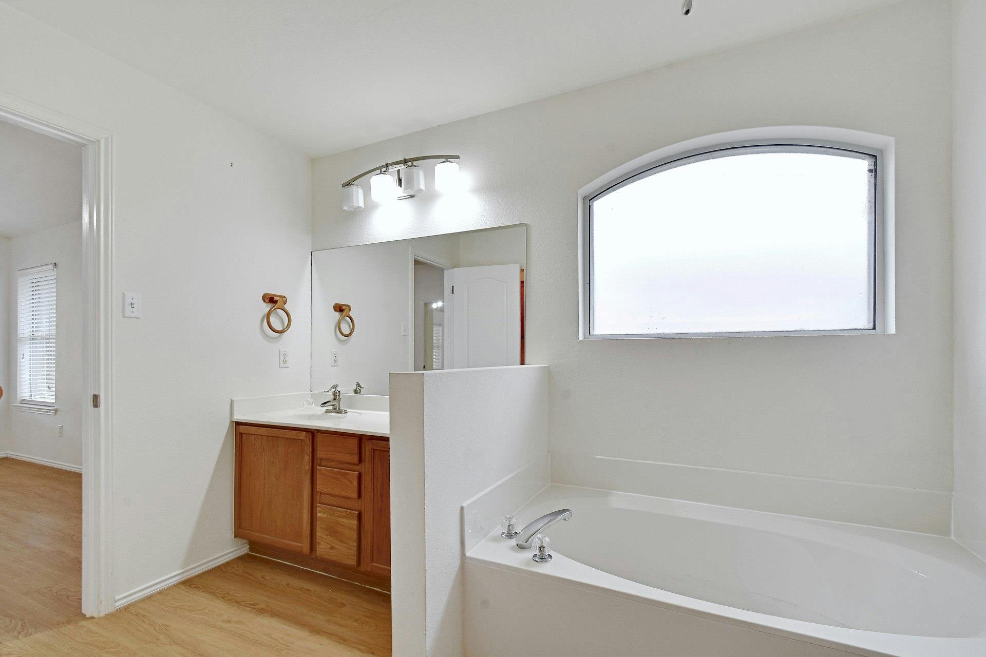 8605 Ganttcrest Dr Property Photo 17