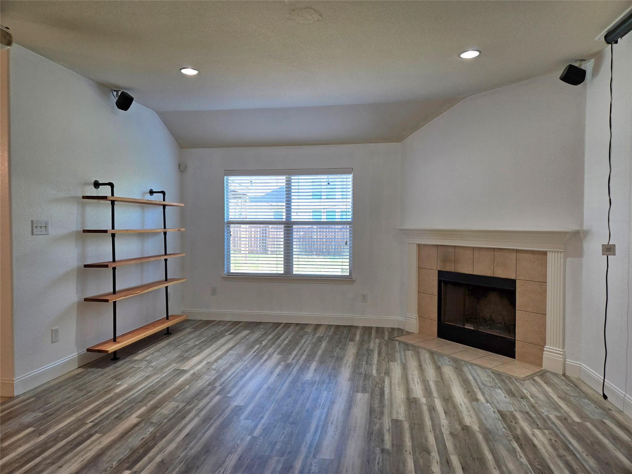 520 Brown Juniper Way Property Photo 7