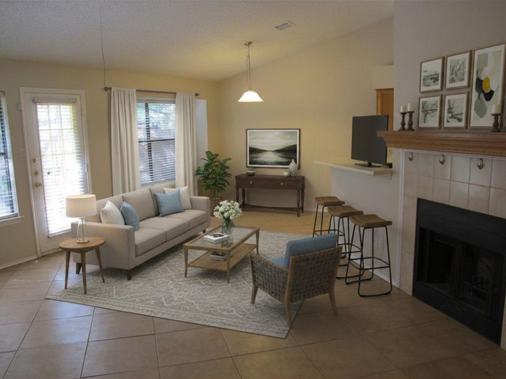 1301 Texas Oak Way Property Photo 3