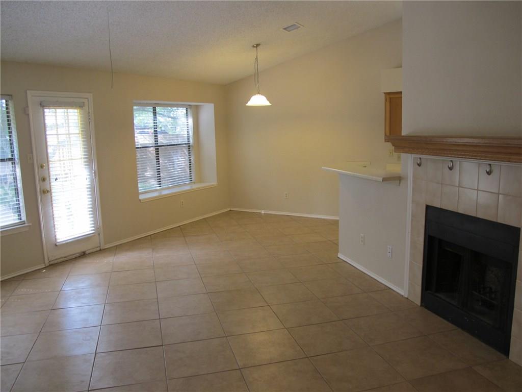 1301 Texas Oak Way Property Photo 13