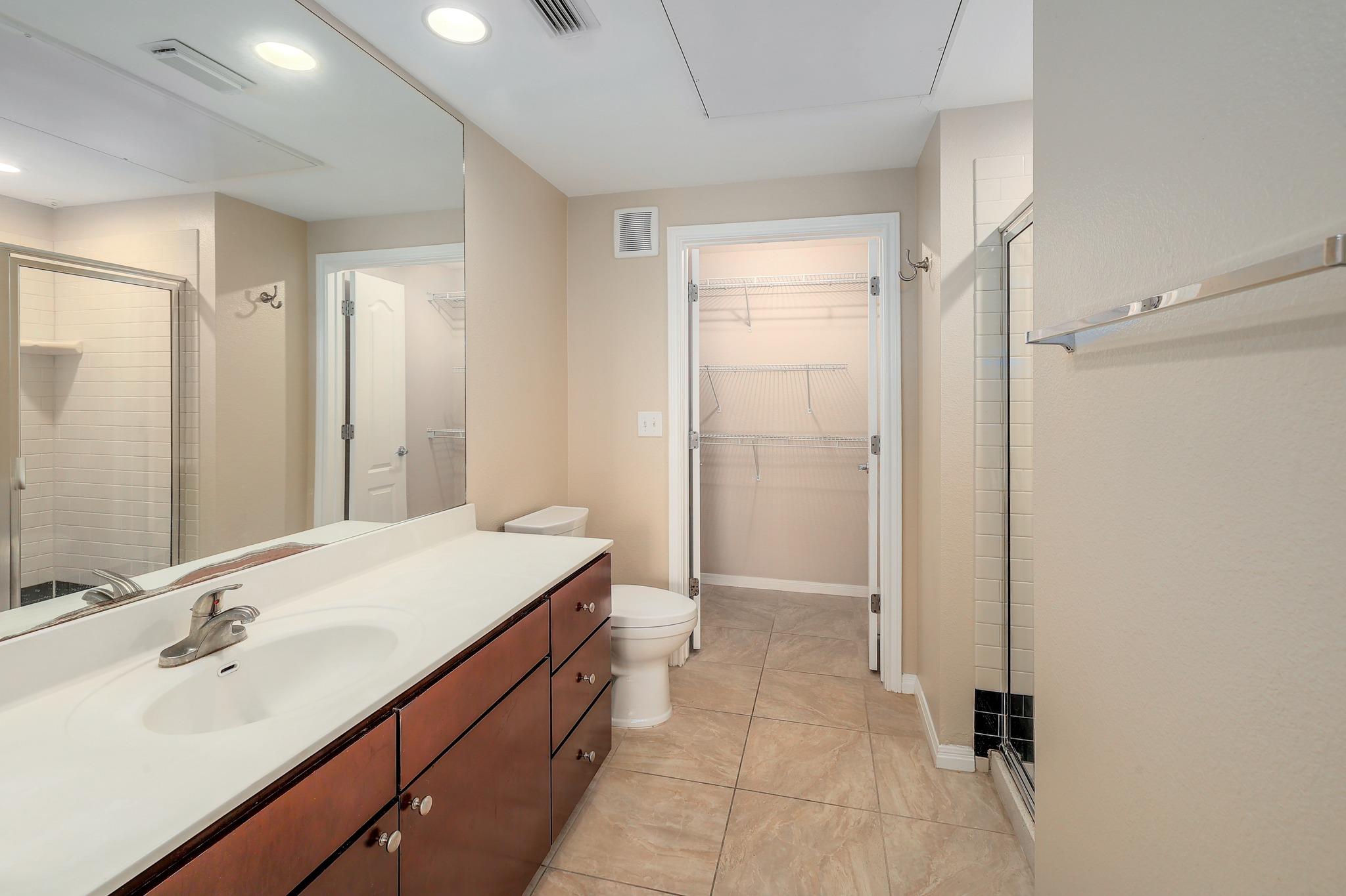 2505 San Gabriel St #304 Property Photo 9
