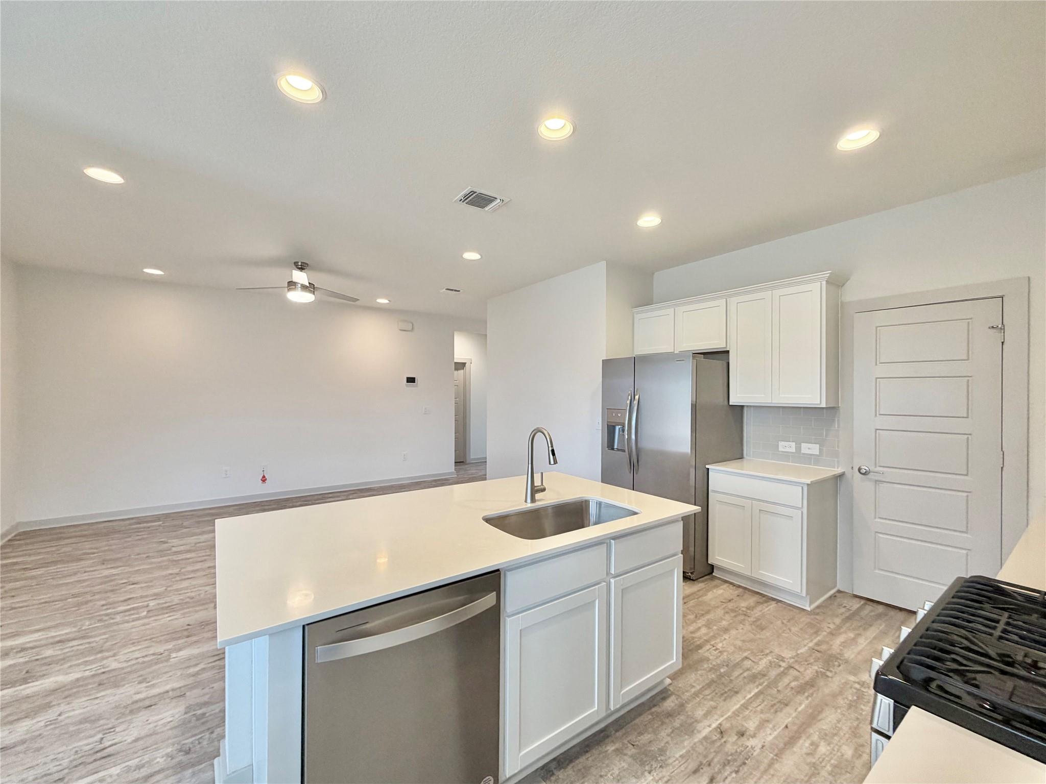 10214 Norshire Ln Property Photo 10