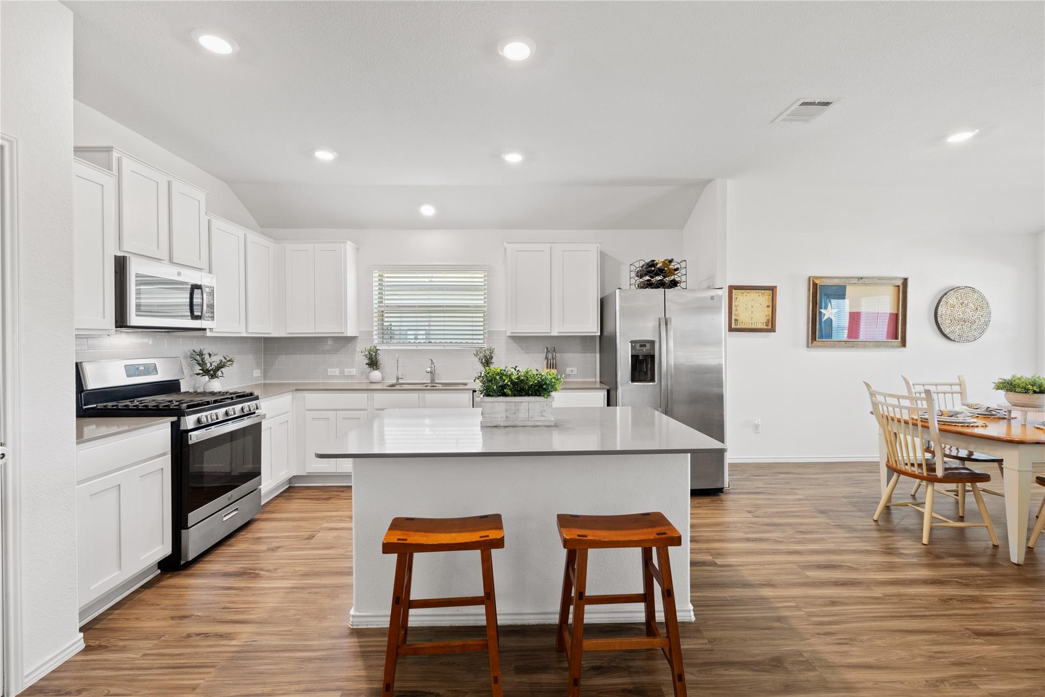 136 Juniper Springs Rd Property Photo
