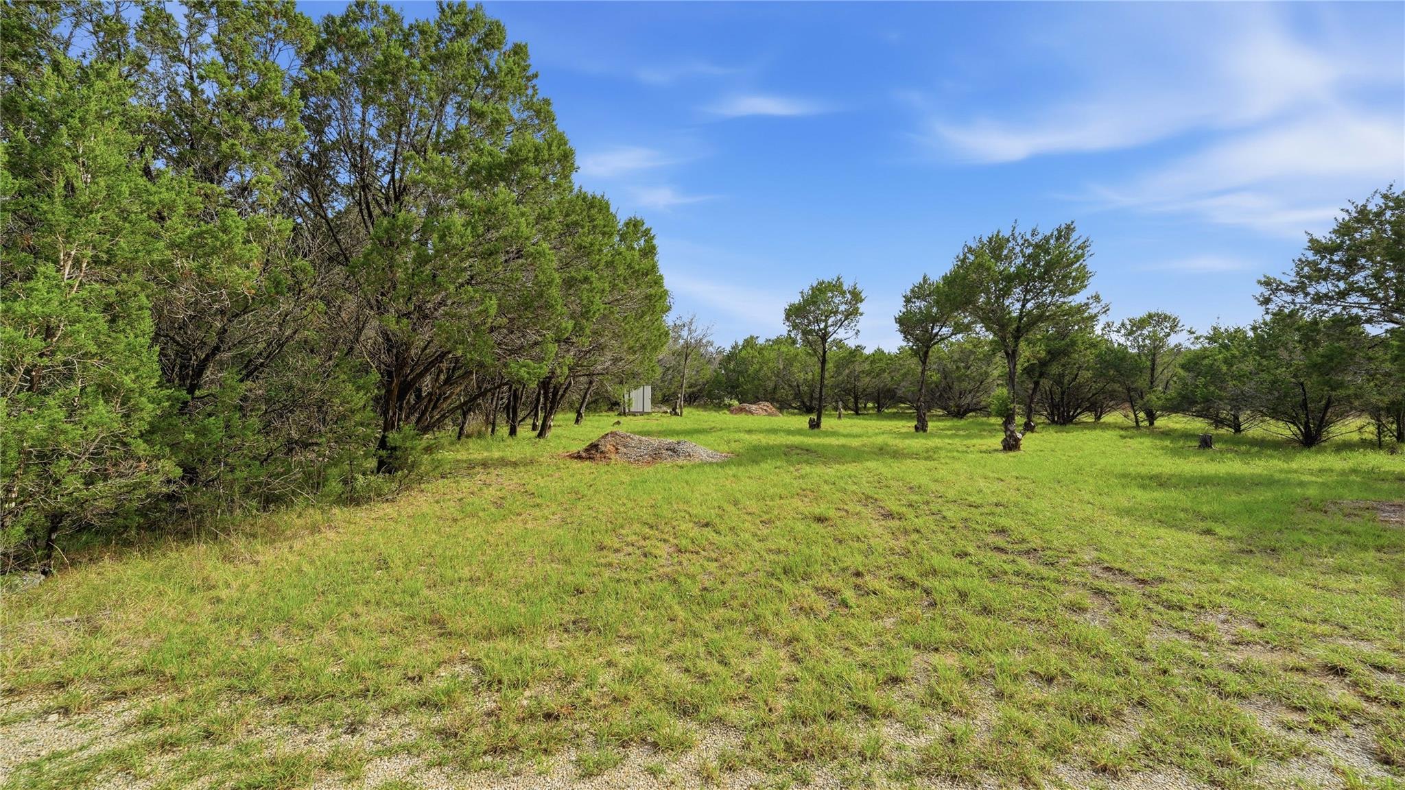 30 Meadow Oak Ct Property Photo 2