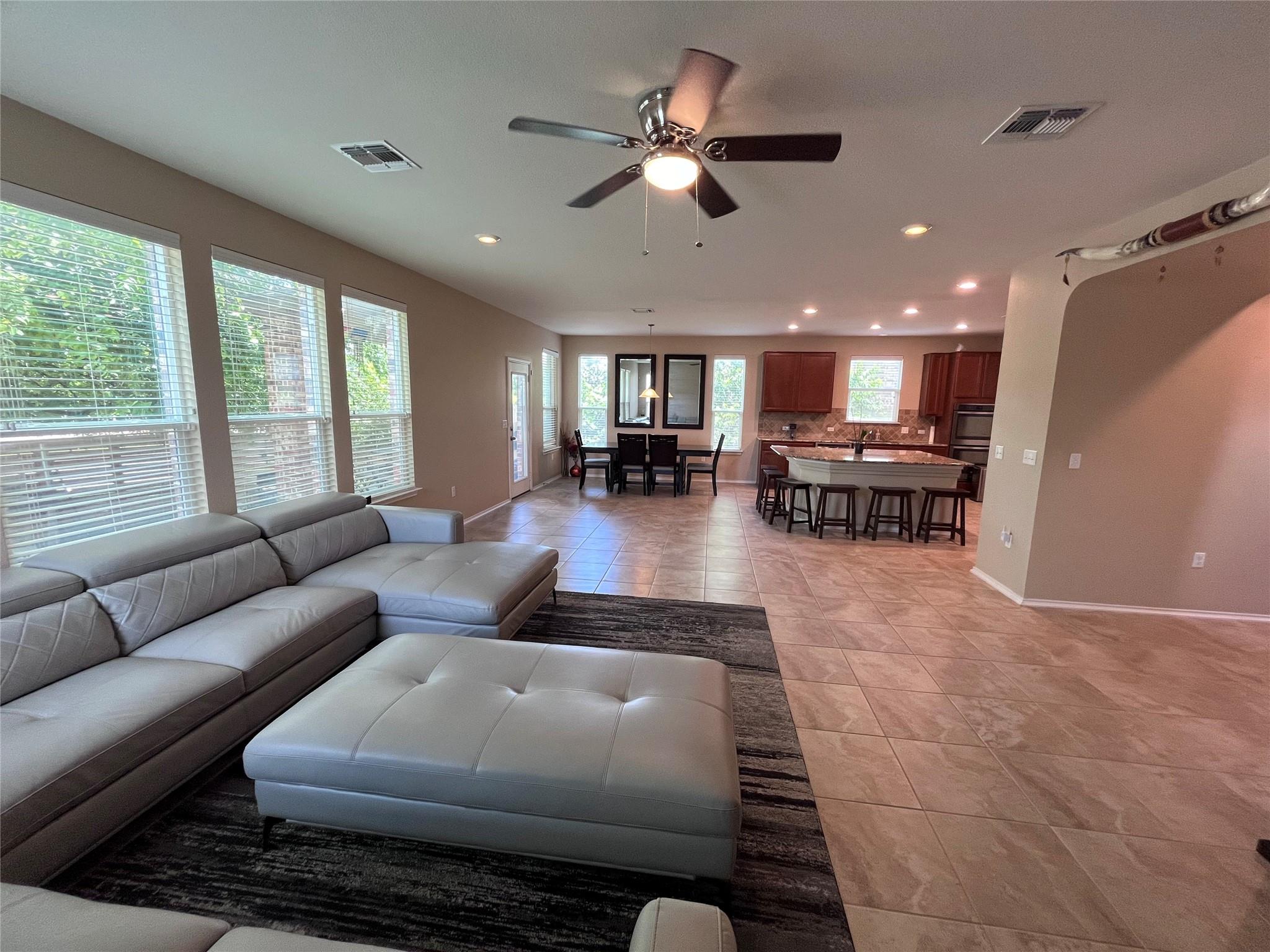 12425 Calibri Ln Property Photo 5