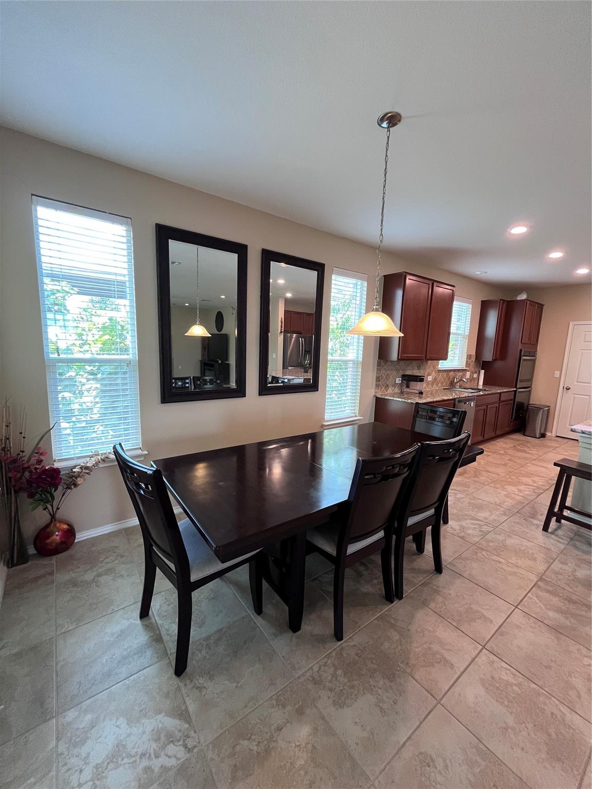 12425 Calibri Ln Property Photo 7