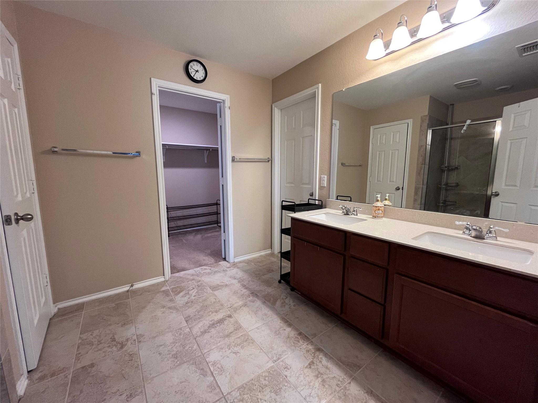 12425 Calibri Ln Property Photo 15