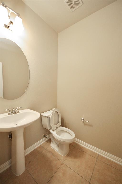 3806 Juniper Hills St Property Photo 6