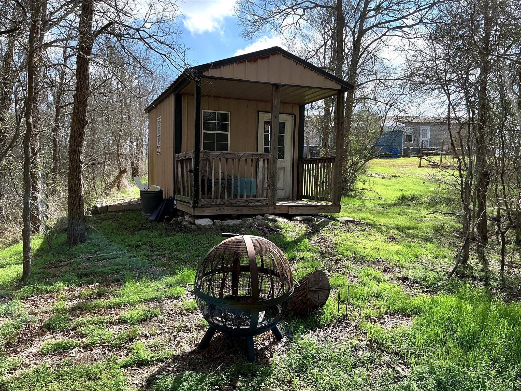 145 Indian Trl Property Photo 17