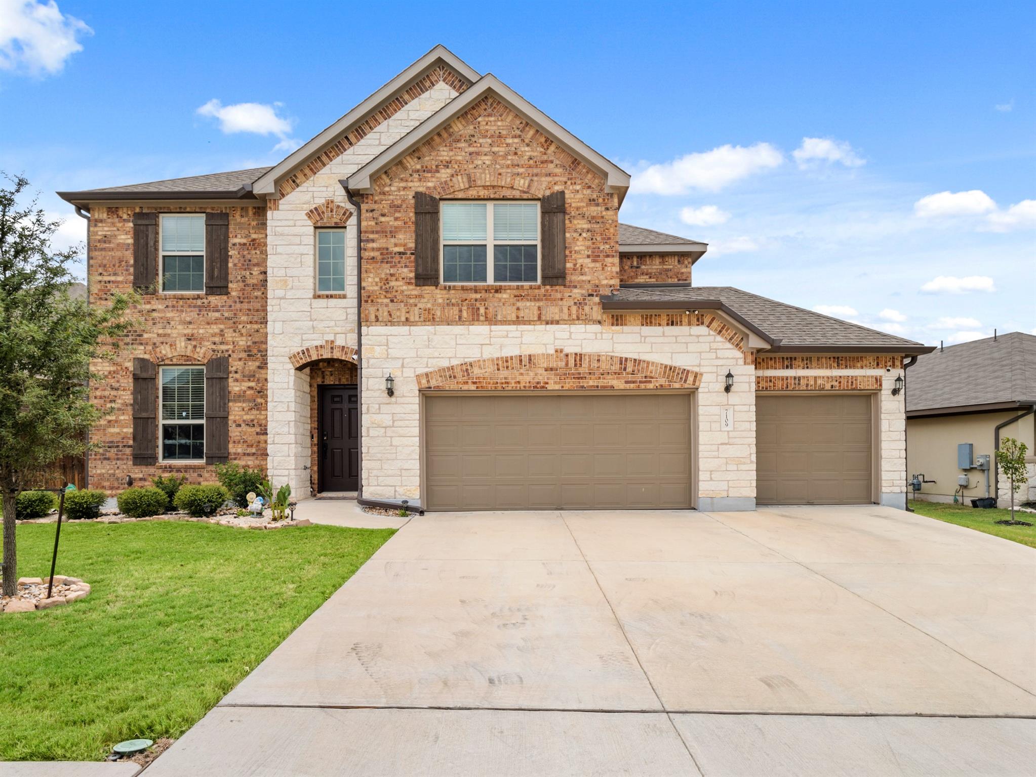 7109 Bargello Pl Property Photo 4