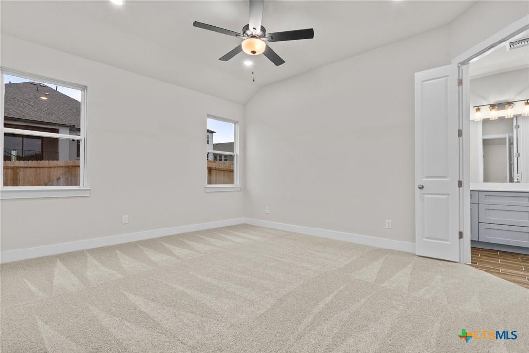 401 Stellar Wind Dr Property Photo 10
