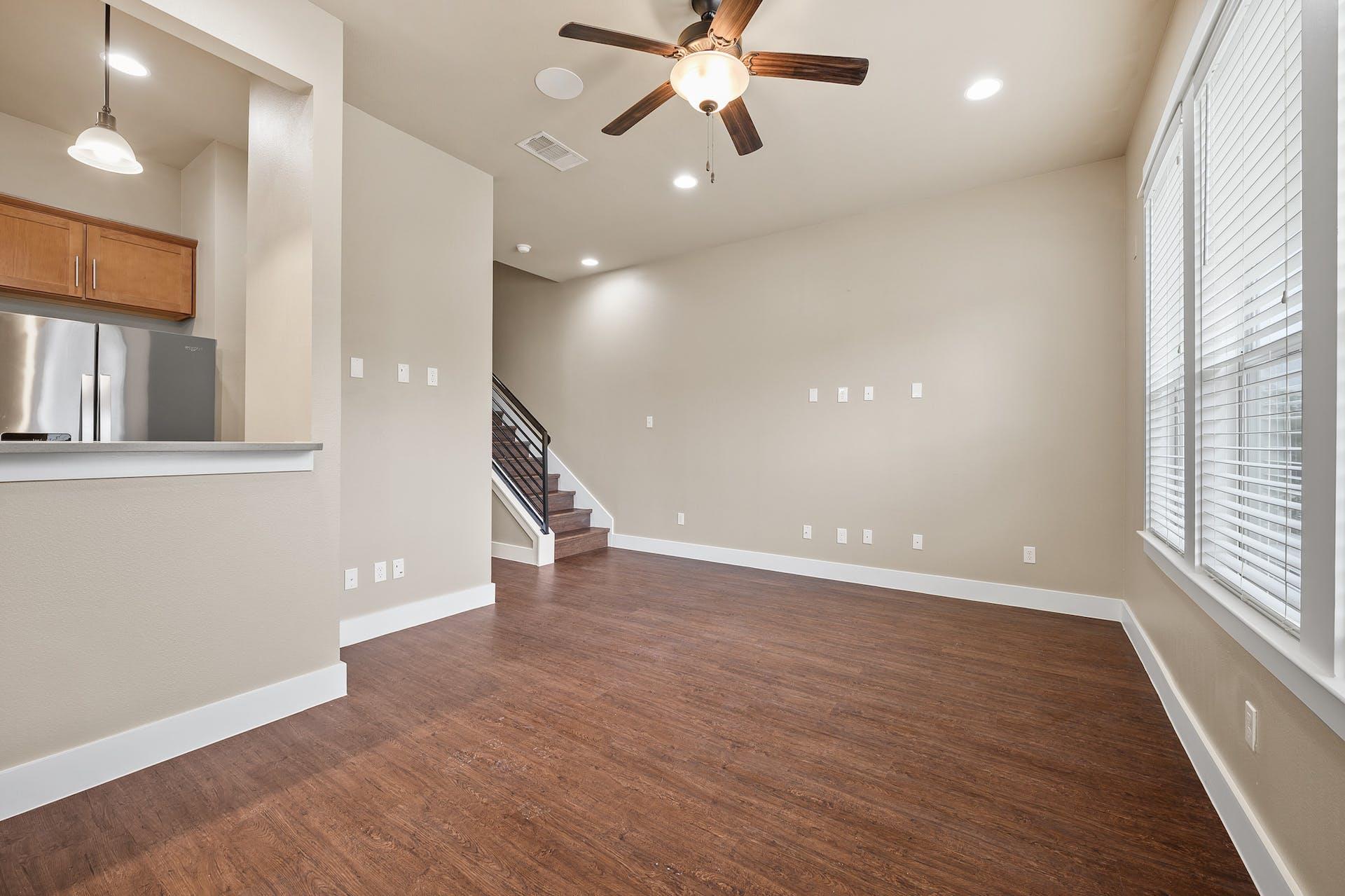 1704 Cedar Bend Dr #5b Property Photo 5