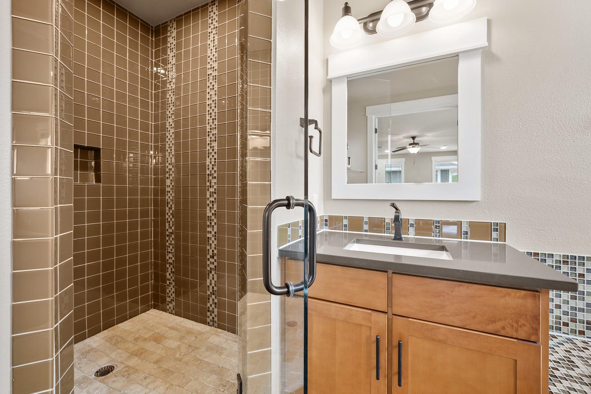 1704 Cedar Bend Dr #5b Property Photo 17