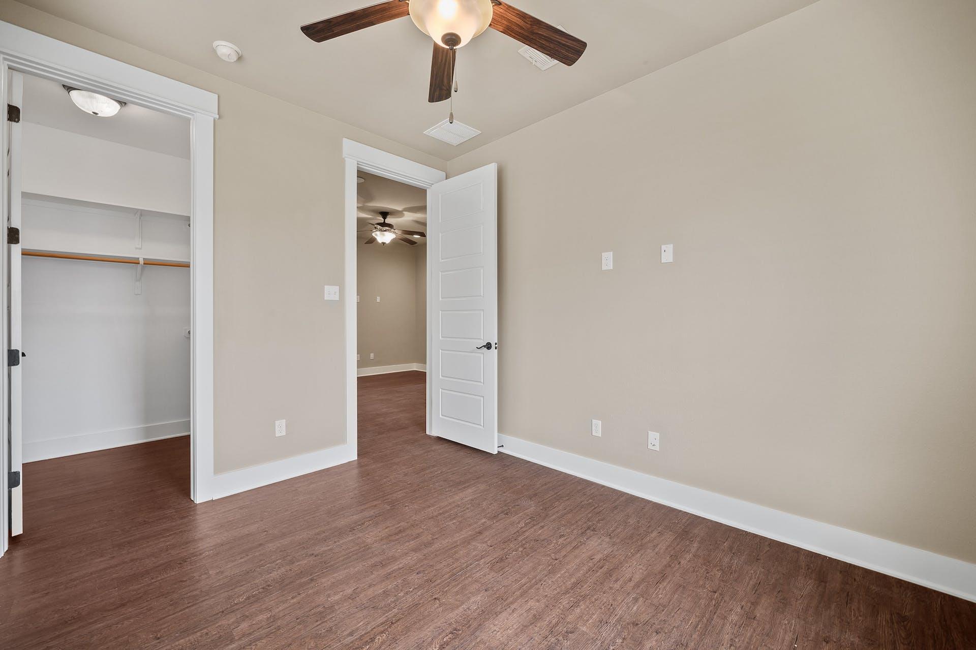 1704 Cedar Bend Dr #5b Property Photo 20