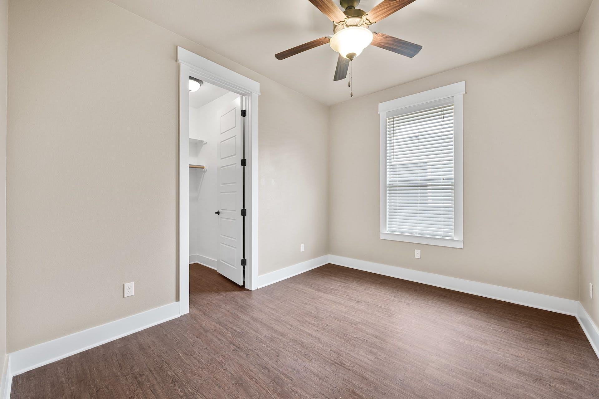 1704 Cedar Bend Dr #5b Property Photo 21
