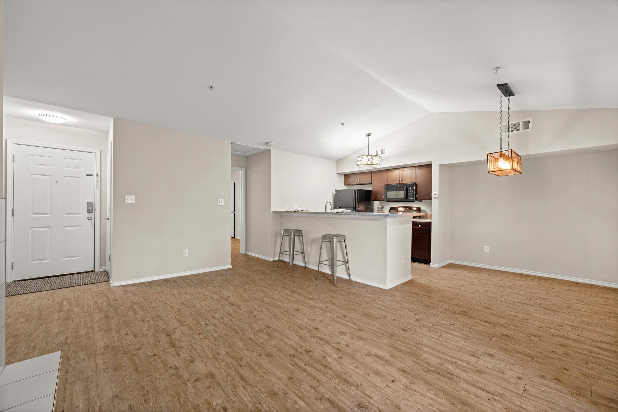 3839 Dry Creek Dr #202 Property Photo 6