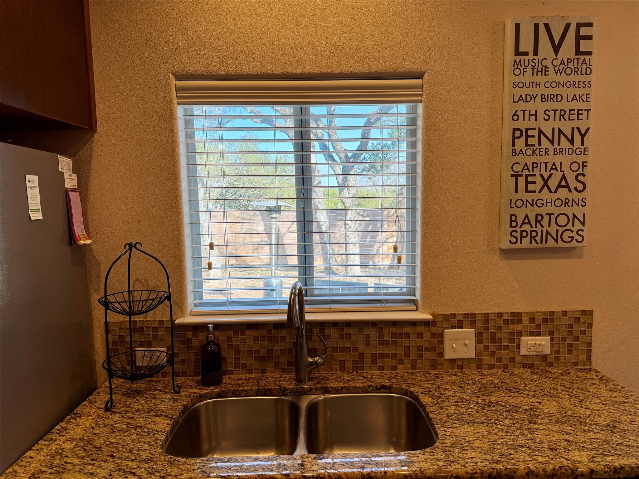 5503 Hi Line Rd Property Photo 6