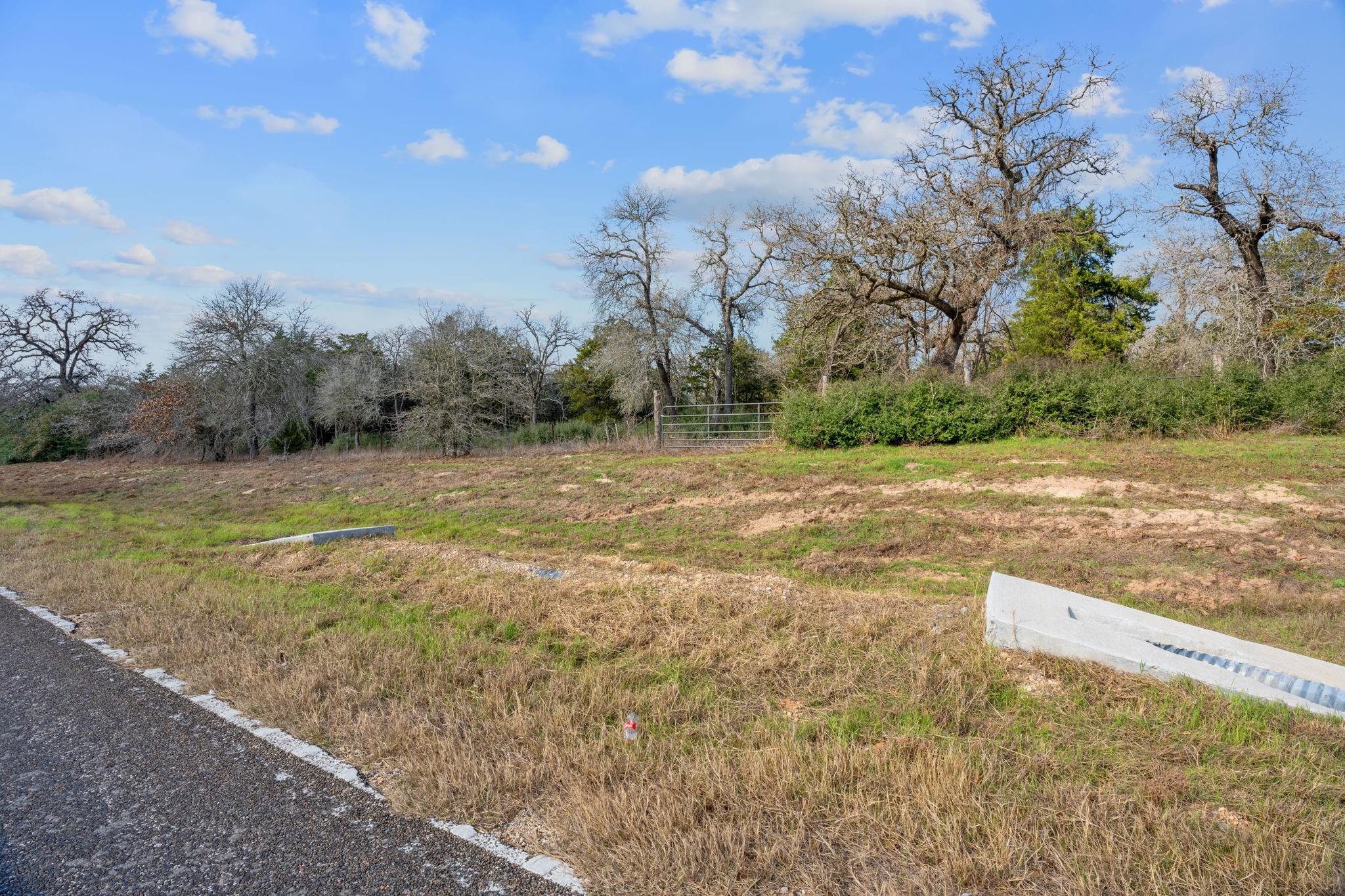 16945 Fm-713 Property Photo 3