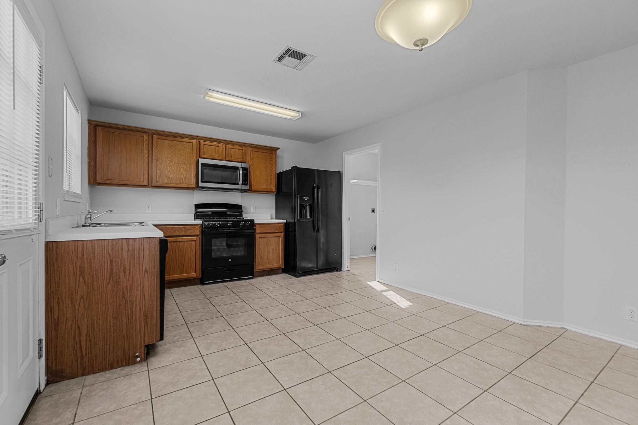 309 Musgrav None Property Photo 11