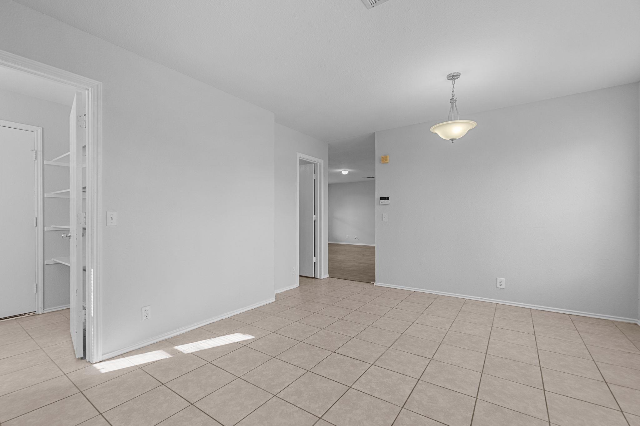 309 Musgrav None Property Photo 12