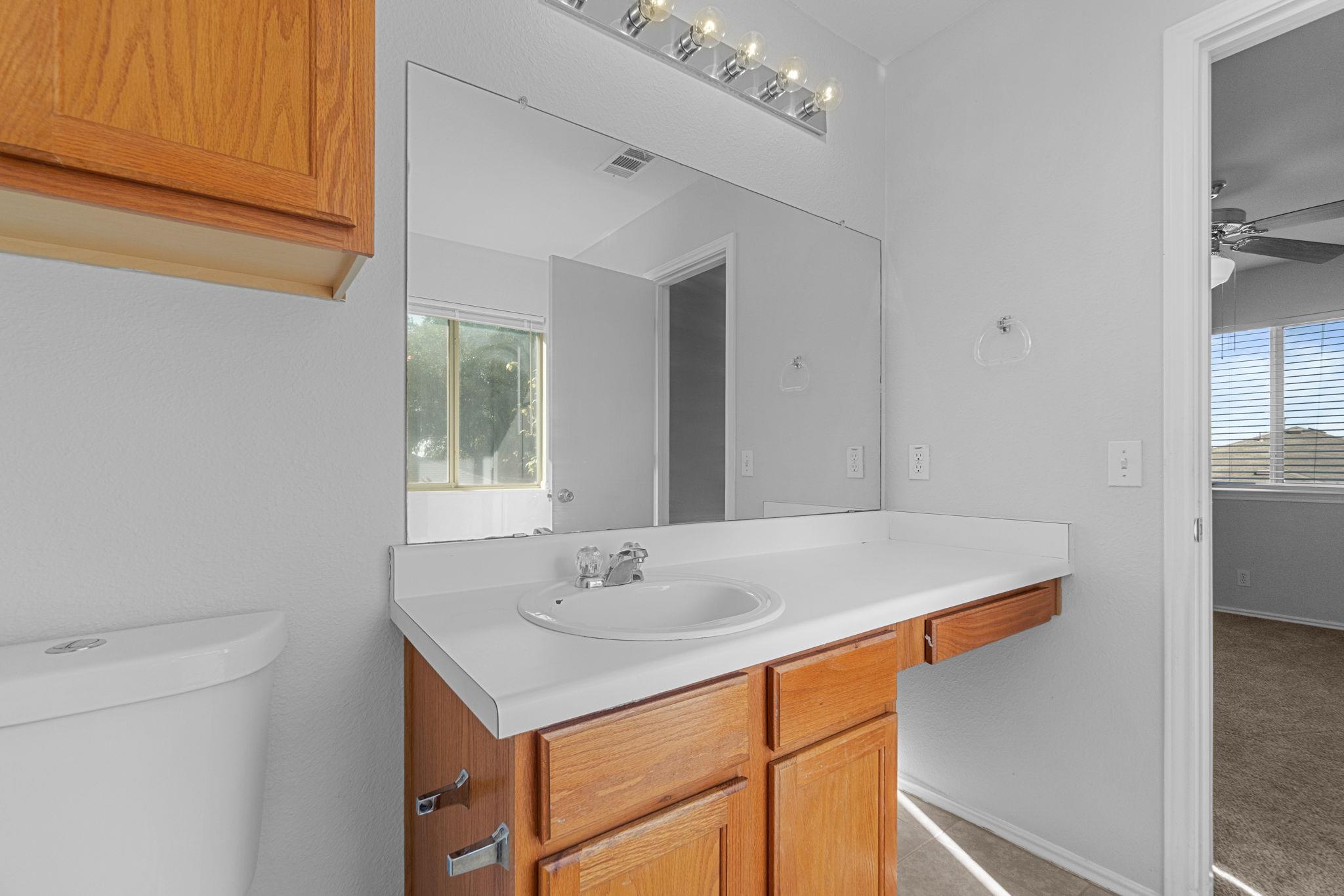 309 Musgrav None Property Photo 23
