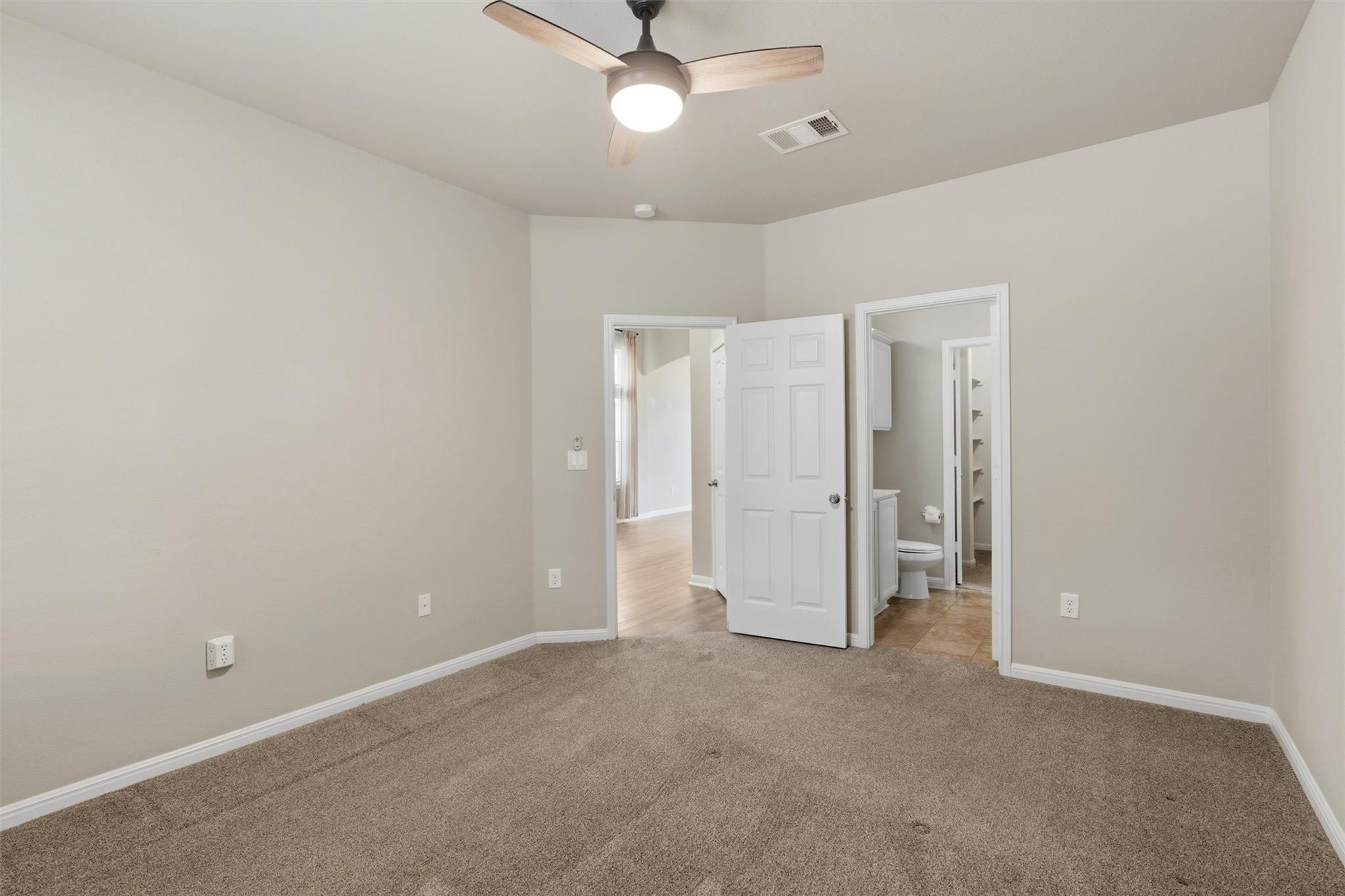 18413 Mammoth Cave Blvd Property Photo 13