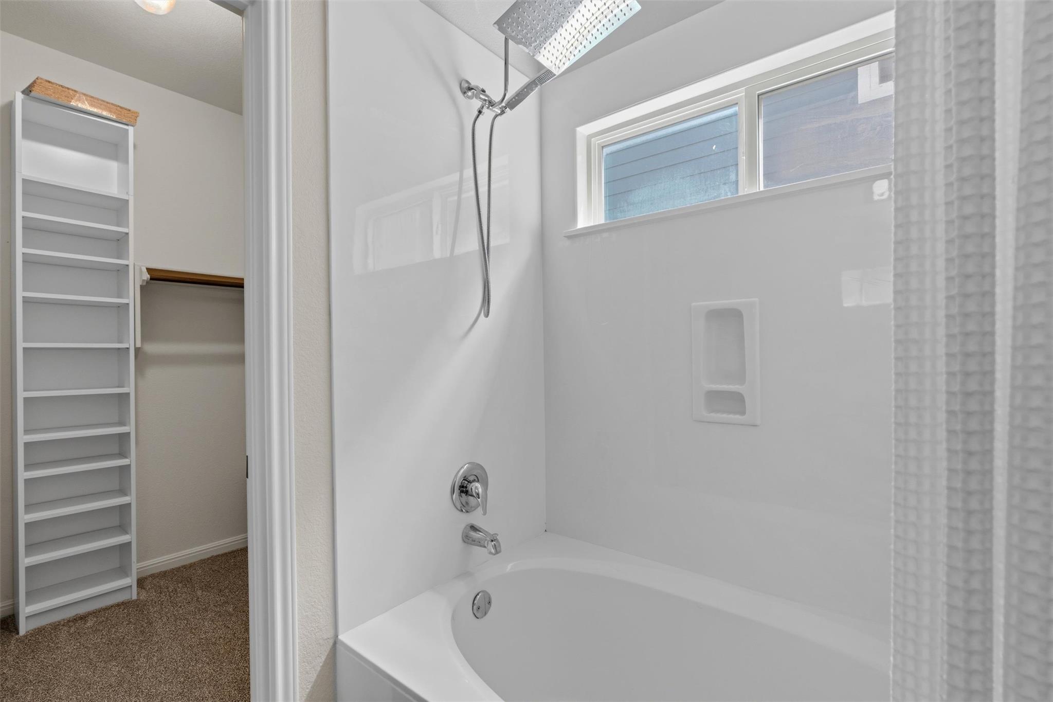 18413 Mammoth Cave Blvd Property Photo 15