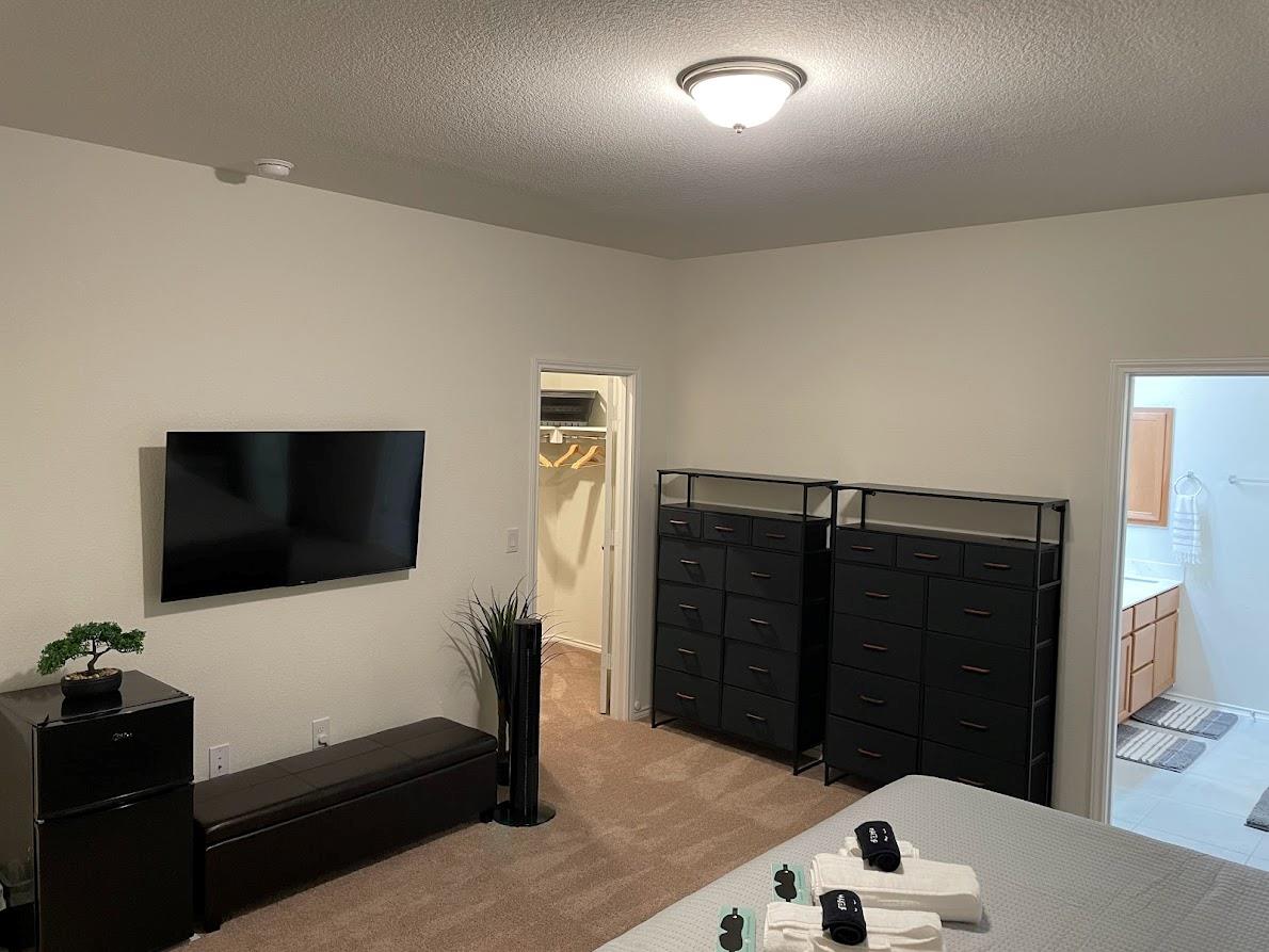 7702 Libretto Ln Property Photo 29