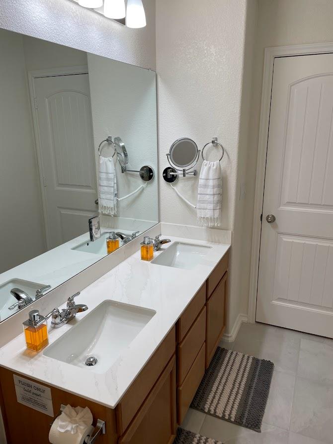 7702 Libretto Ln Property Photo 37
