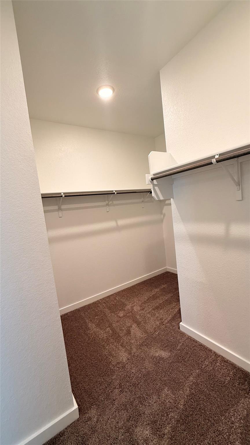 83 Hereford Loop Property Photo 11