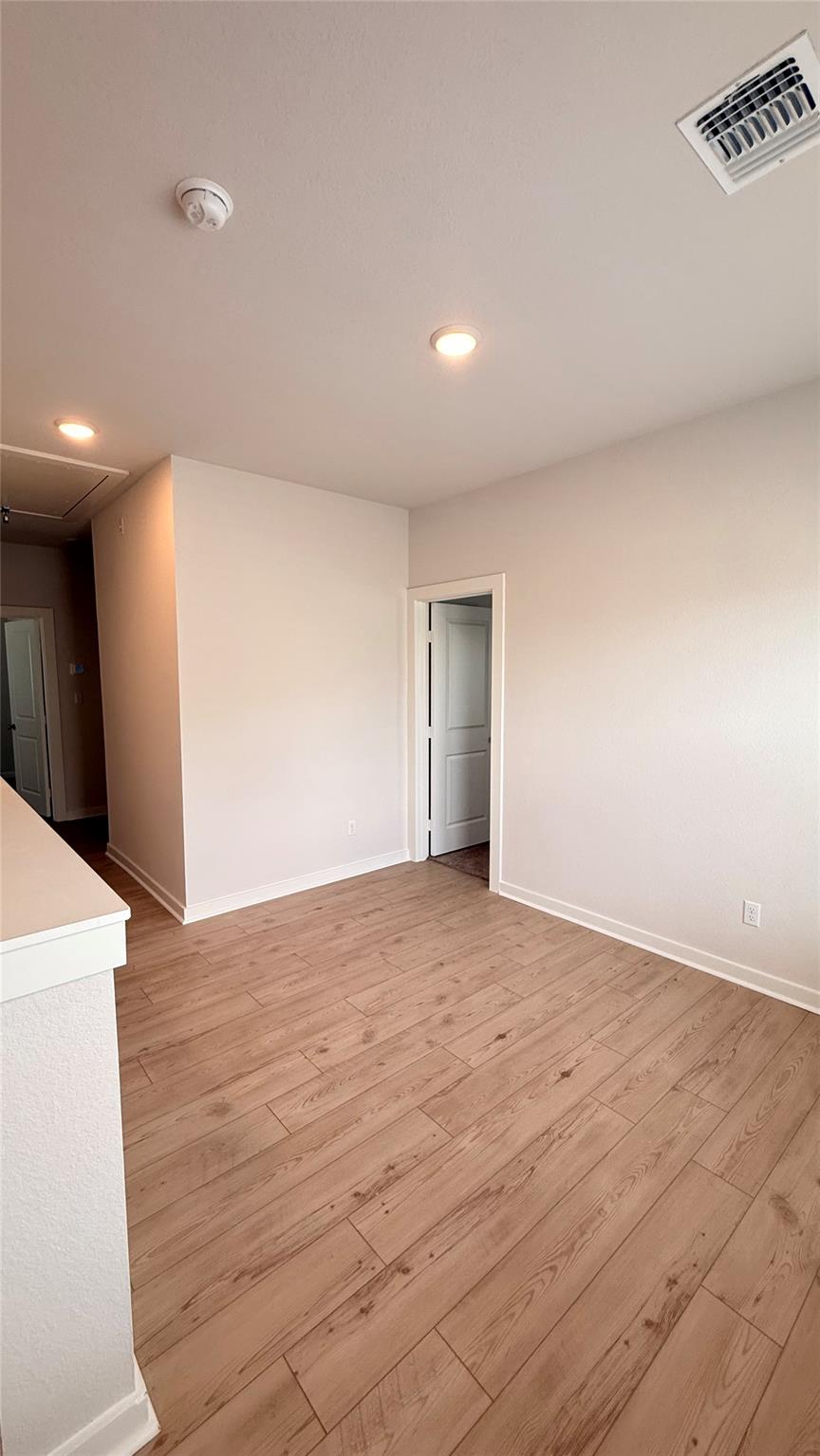 83 Hereford Loop Property Photo 14