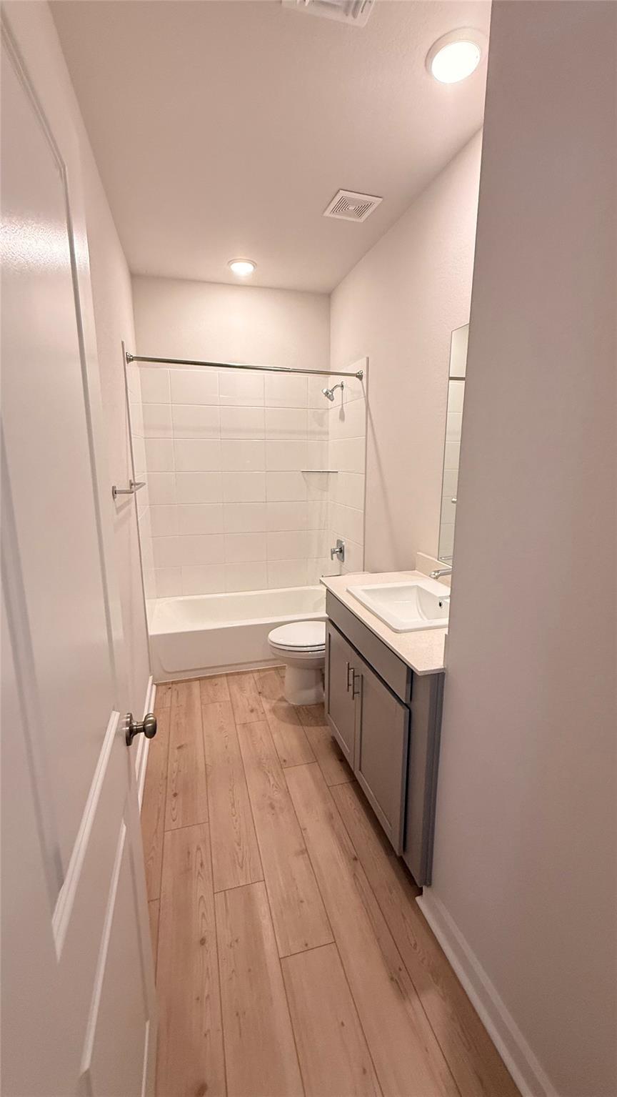 83 Hereford Loop Property Photo 20