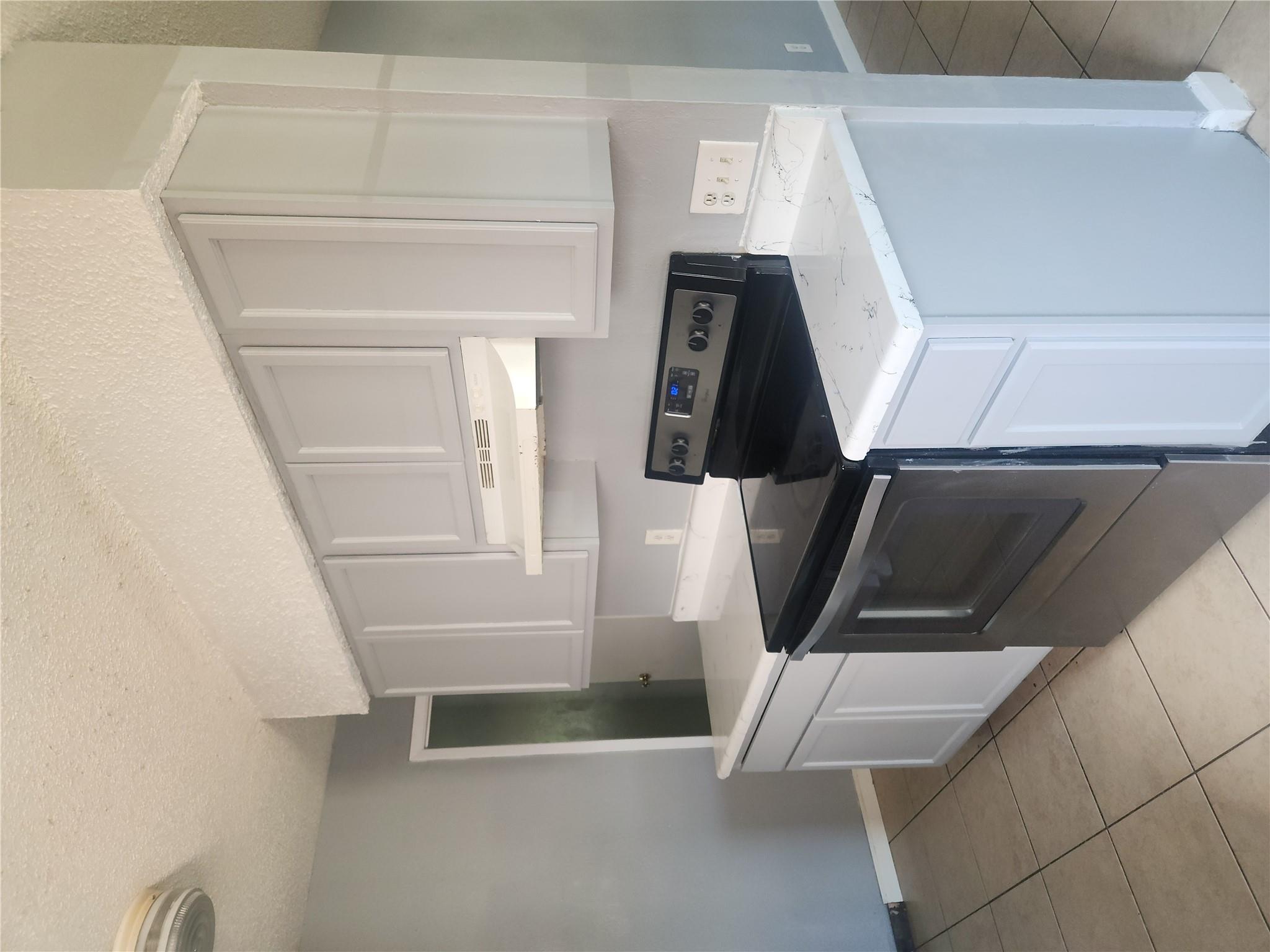 905 Fieldwood Dr #a Property Photo 7