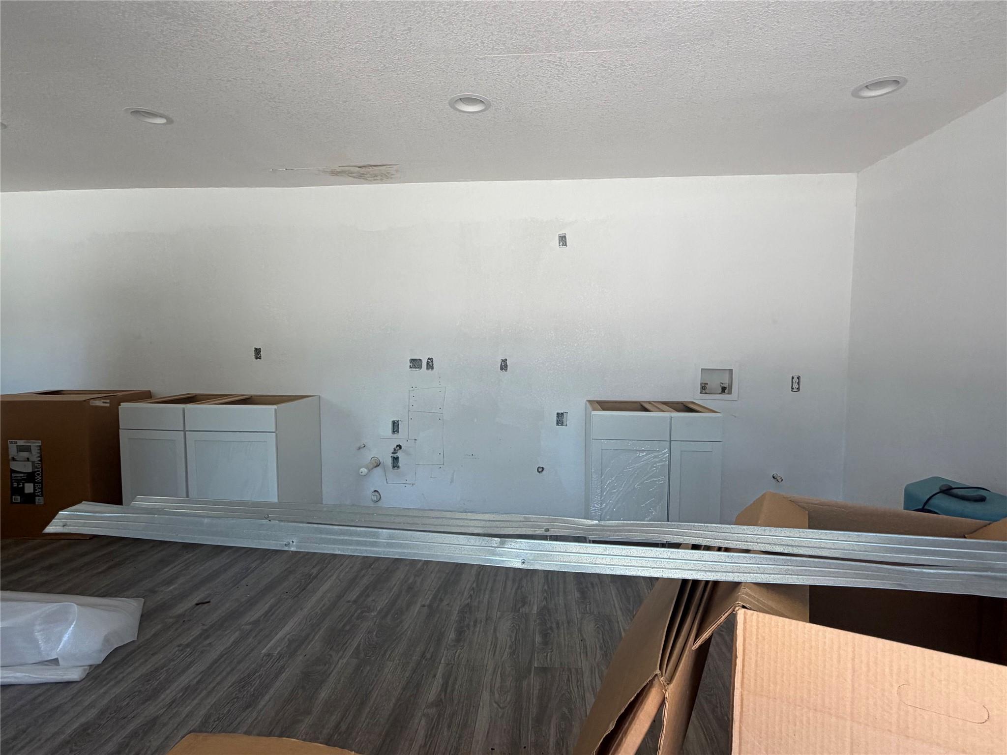 3702944 Property Photo 3