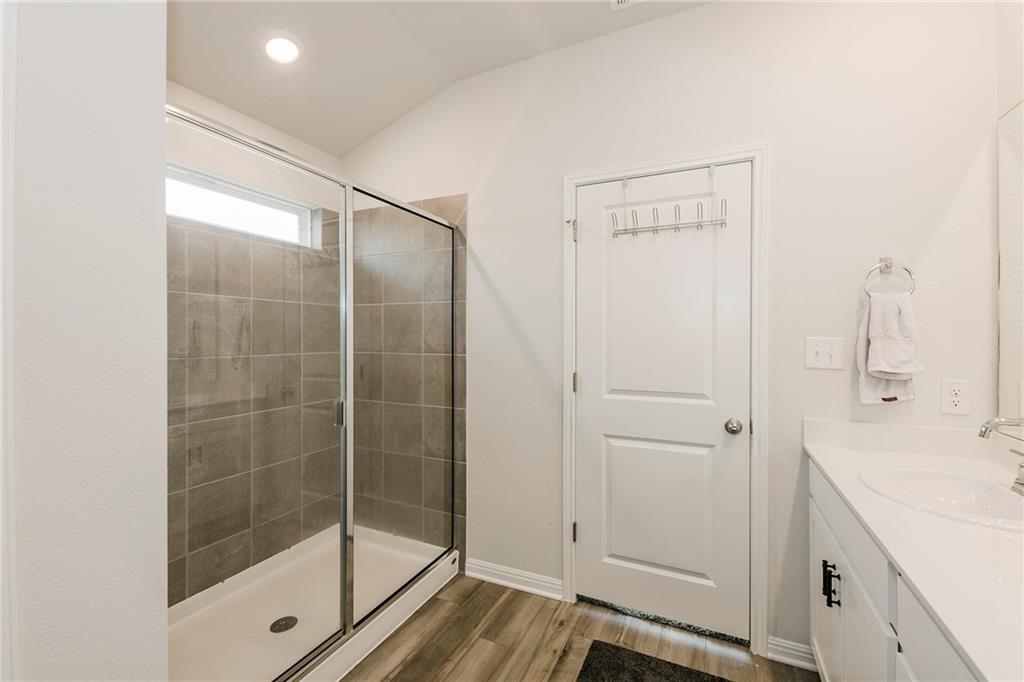 1404 Deering Run Property Photo 16