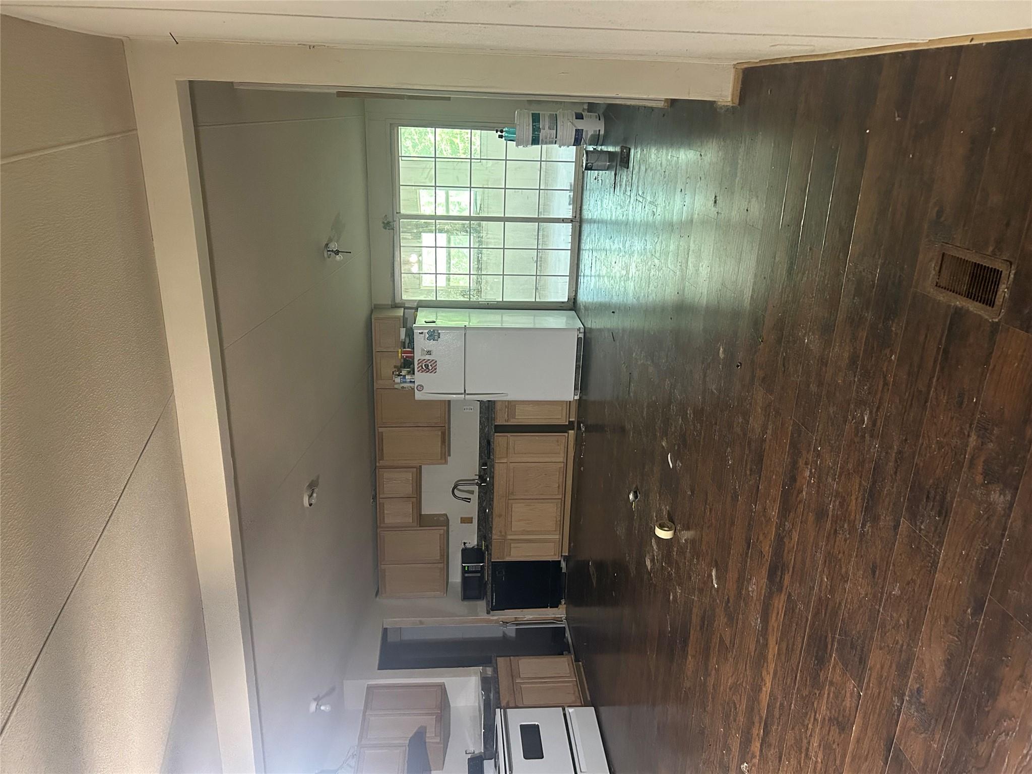 5729 N Highway 183 None Property Photo 3