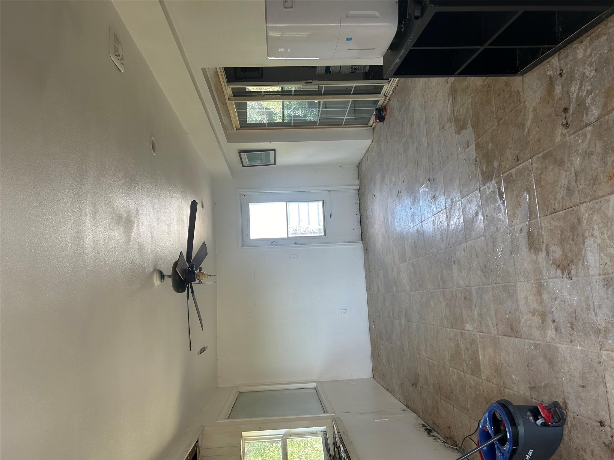 5729 N Highway 183 None Property Photo 20