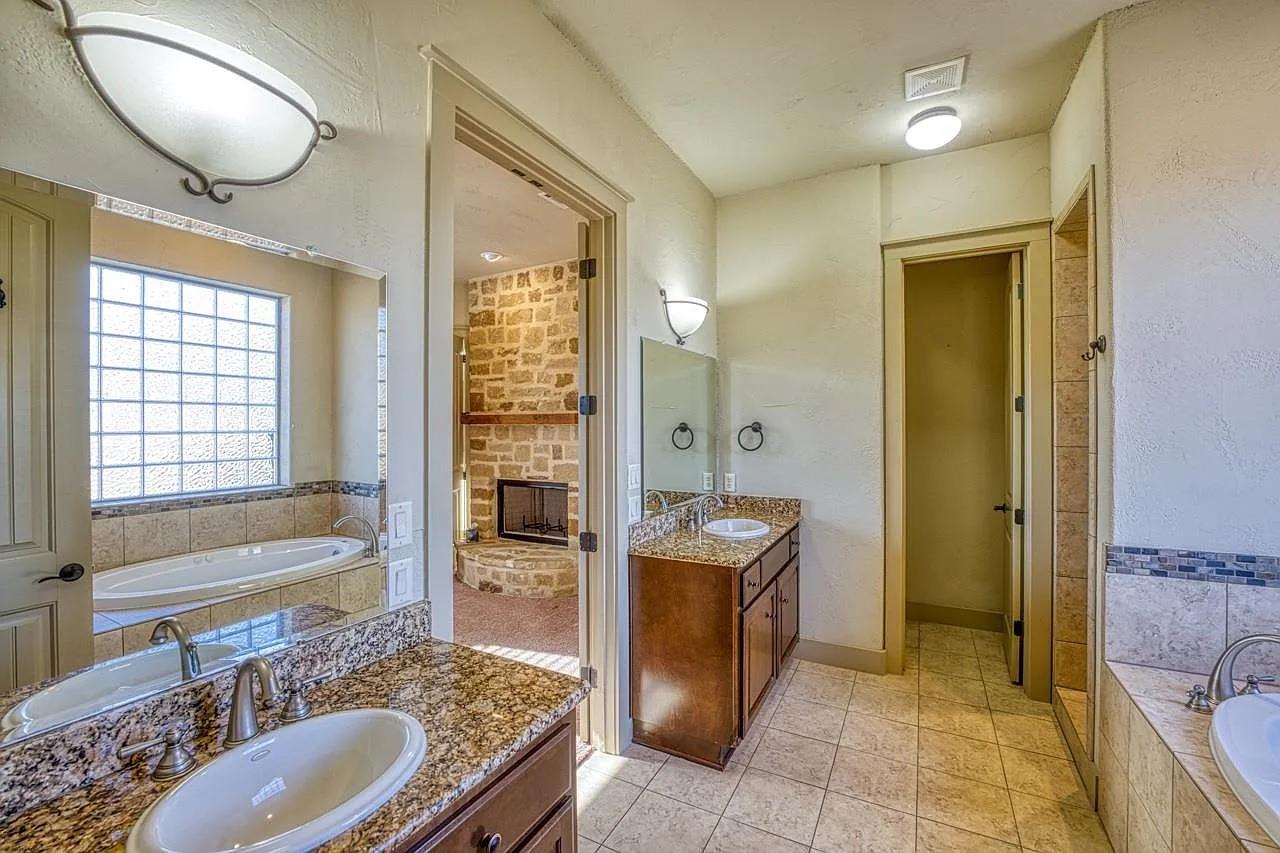 102 Maravilla Way Property Photo 12