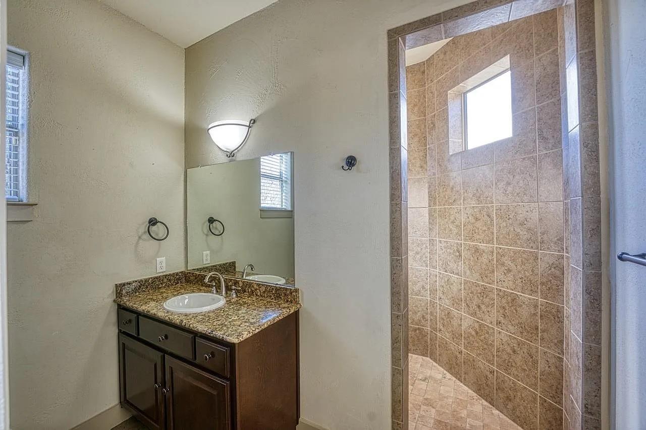 102 Maravilla Way Property Photo 23