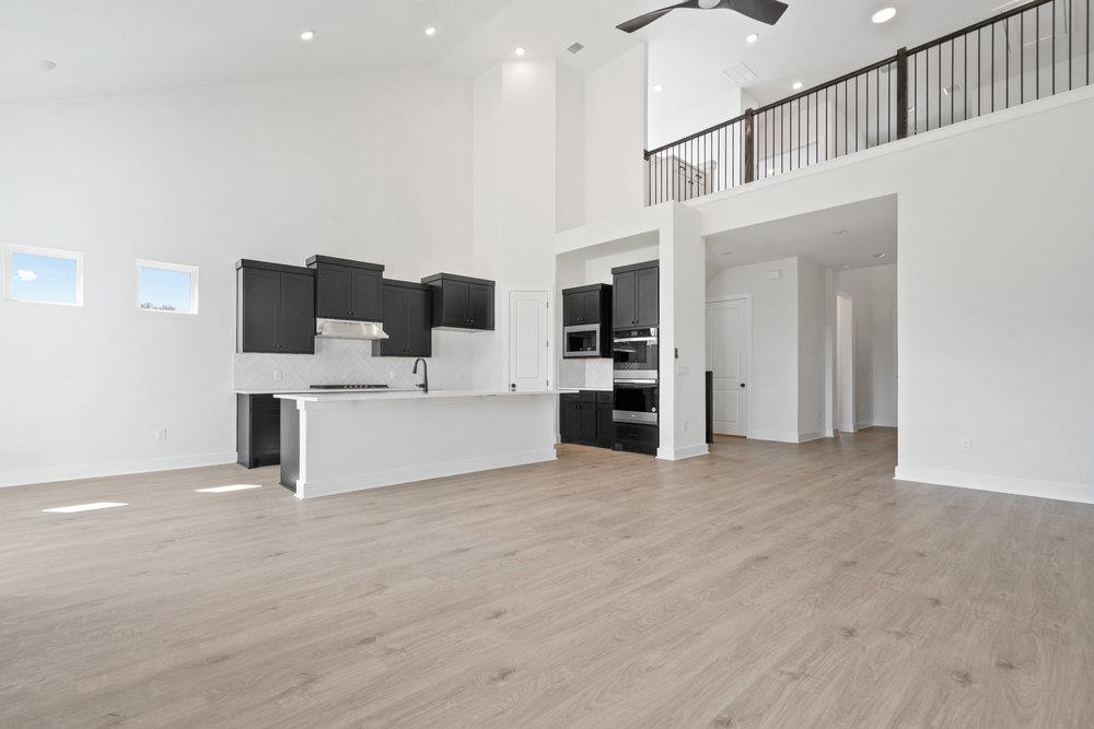 2303 Cantata Cv Property Photo 2