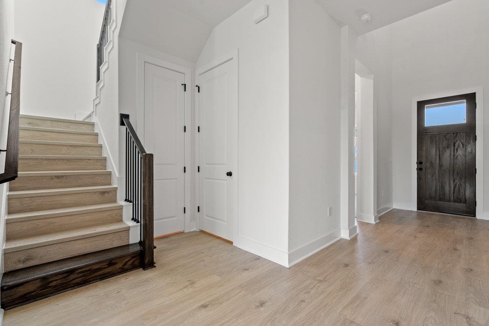 2303 Cantata Cv Property Photo 6