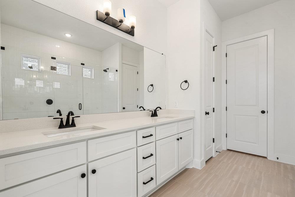 2303 Cantata Cv Property Photo 10