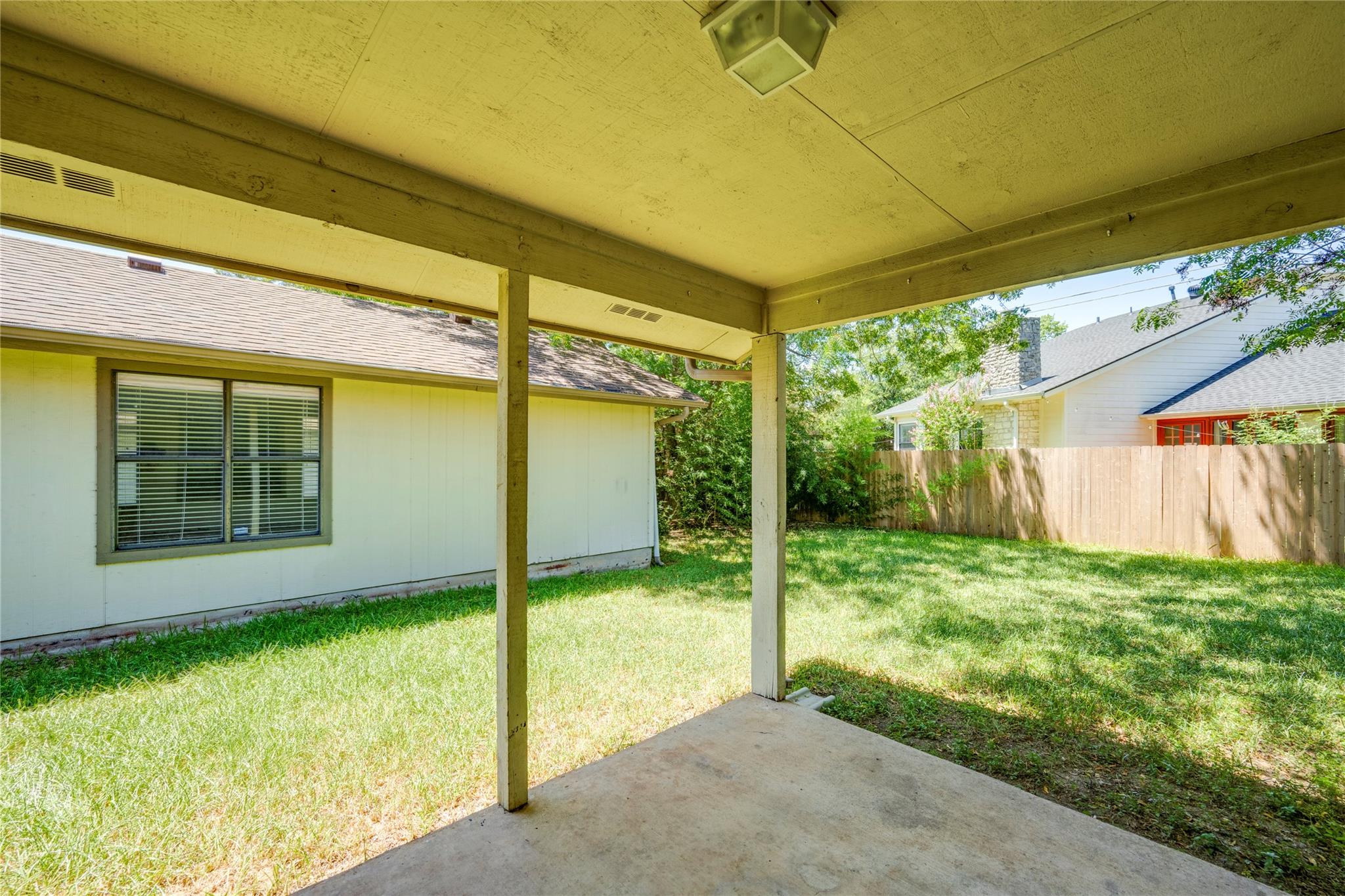 1708 Wild Horse Ln Property Photo 8