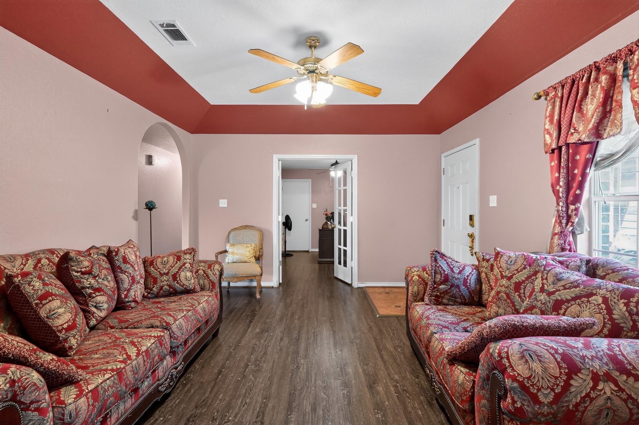 1704 Prestige Loop Property Photo 9