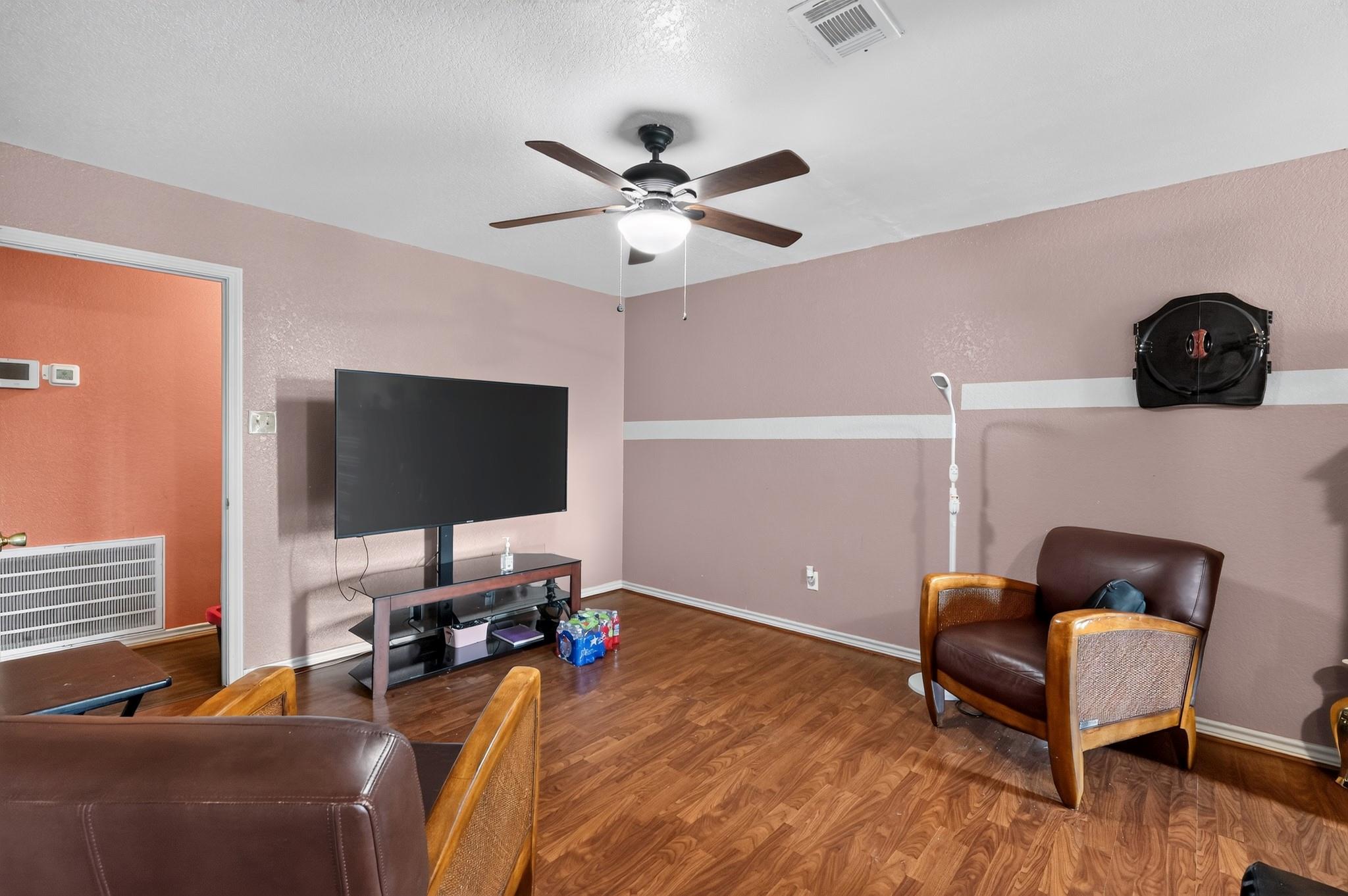 1704 Prestige Loop Property Photo 19