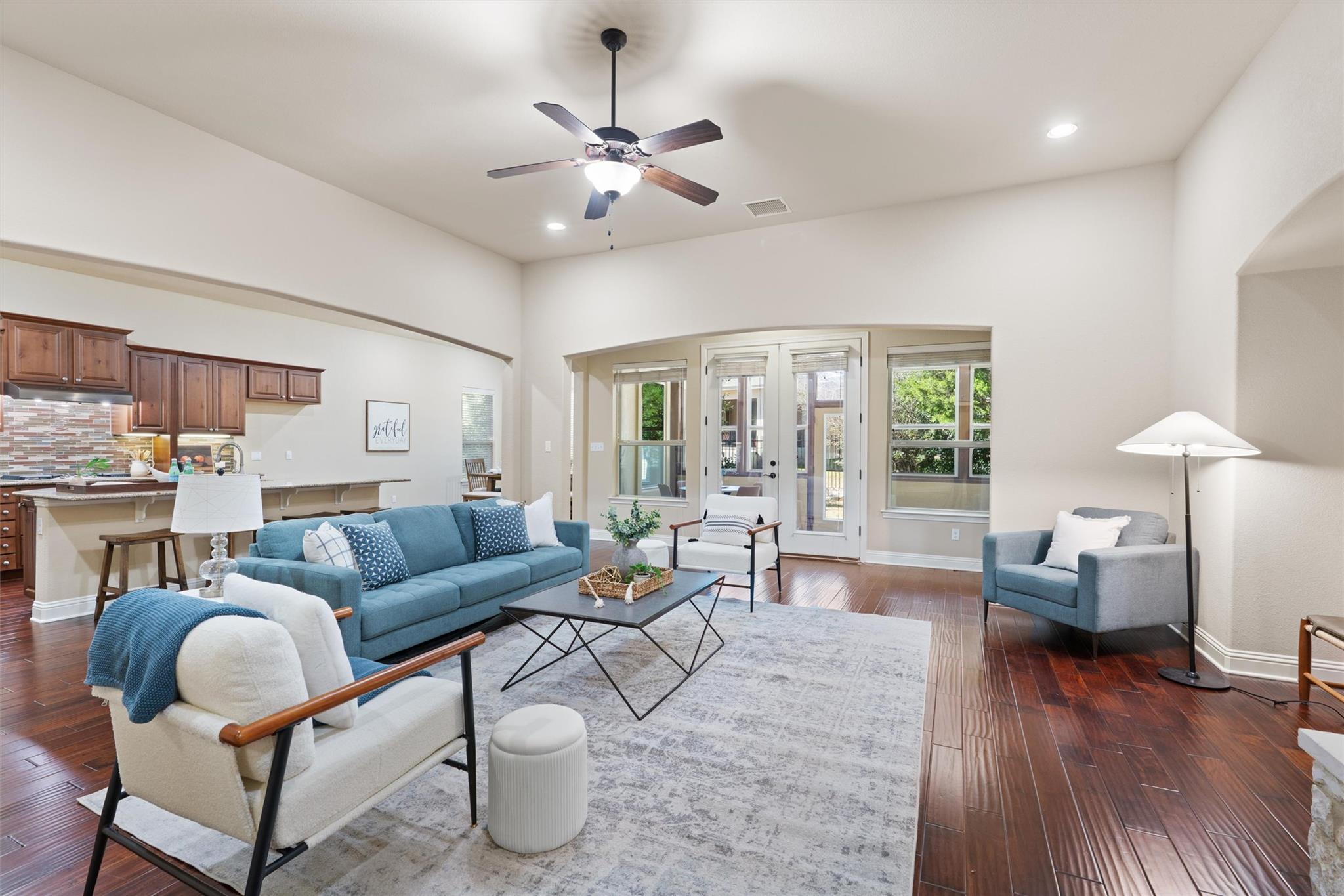 1913 Harvest Dance Dr Property Photo 7