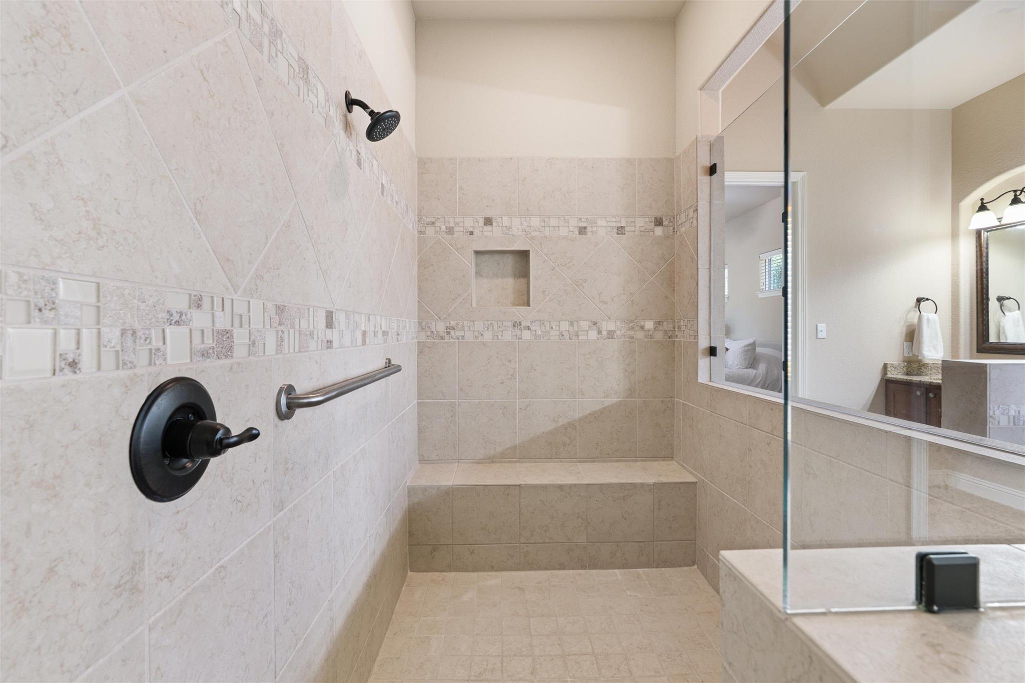 1913 Harvest Dance Dr Property Photo 20