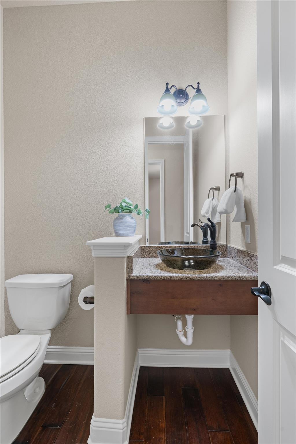 1913 Harvest Dance Dr Property Photo 22