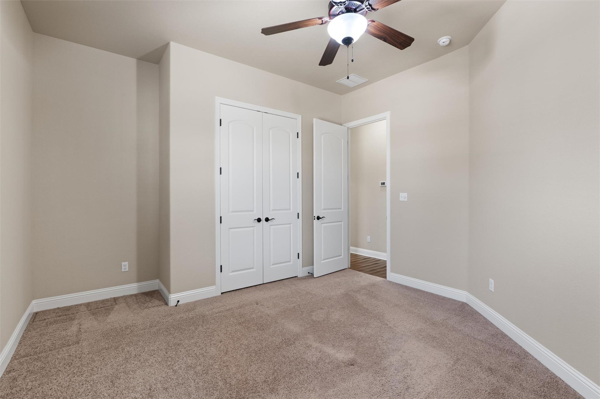 1913 Harvest Dance Dr Property Photo 24