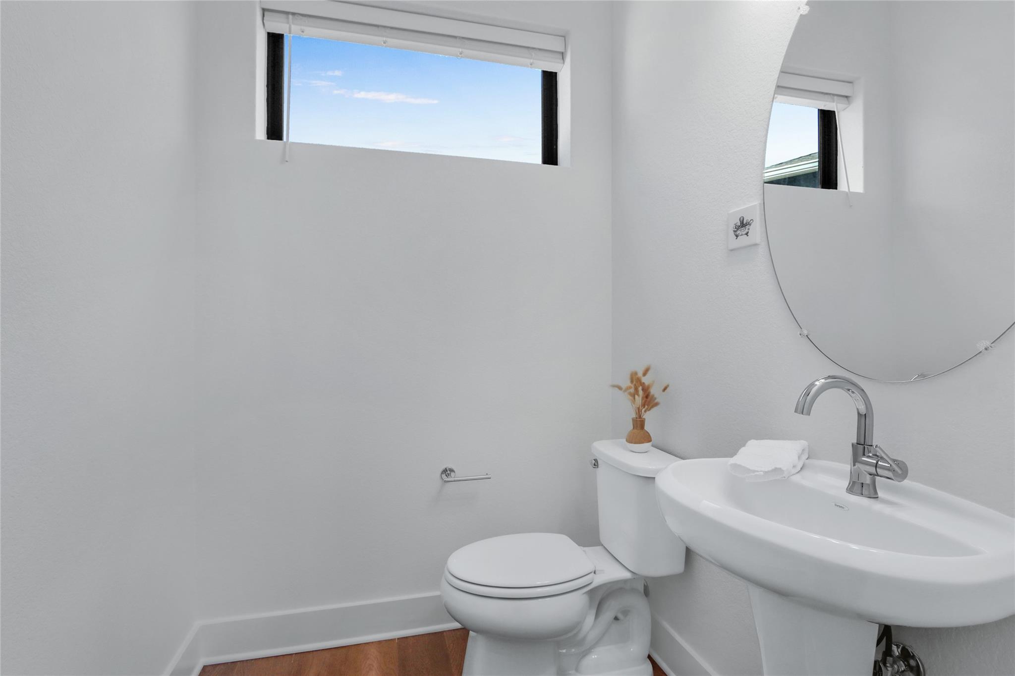 2050 Lohmans Spur Rd #501 Property Photo 15